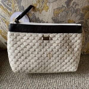 Darling snuggle pouch/clutch!